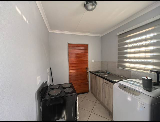 3 BEDROOM HOUSE FOR SALE IN SELCOURT